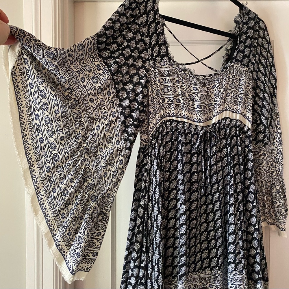 FREE PEOPLE HEART OF GOLD BLACK AND WHITE 3/4 SLEEVE DRESS